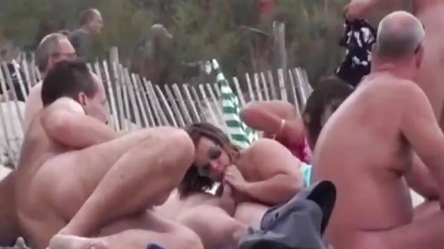 azafata vestida follada en primera clase peliculas calientes gratis