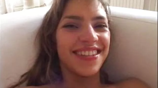 Cara de mierda para desobediente esclava puta.mp4 secretarias calientes