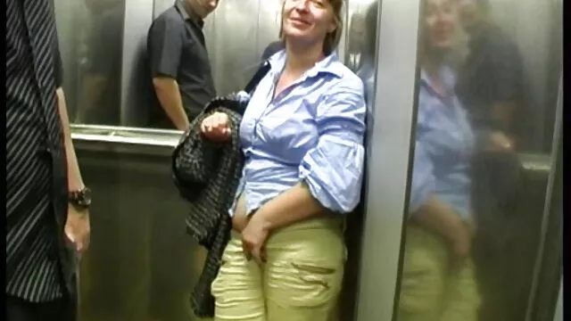 Fisting anal e inserción de consolador enorme latina amateur cogiendo a mi vecina caliente