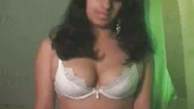 Adolescente alemana caliente en lencería follada culonas y calientes después de Erotik Chat