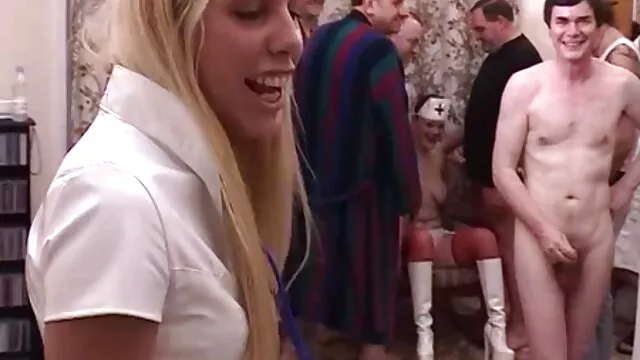 Las videos xxx de colegialas calientes formas de empuje profundo de Yanks Mz Mischief