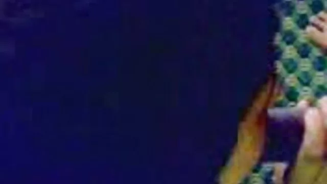 Los adolescentes peliculas super calientes de ébano comparten una polla blanca