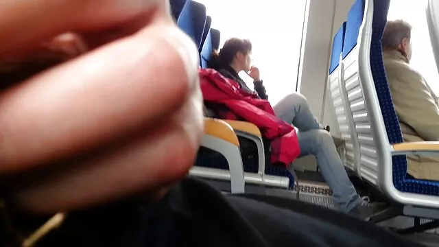 Video de un viejas calientes maduras trío futa