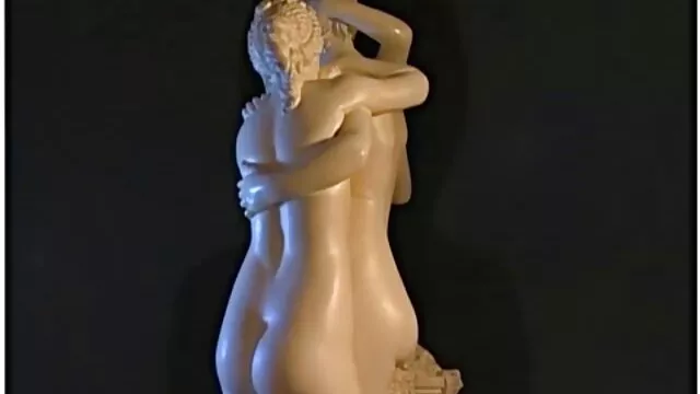 MILF azotada y mamas maduras calientes follada en la cocina